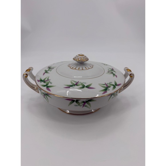Harmony House Other - Harmony House Mandarin Fine China covered lid serving dish Floral Vintage Japan